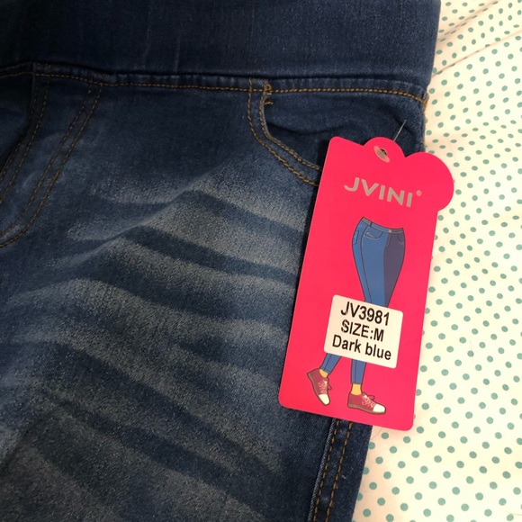 Jeans - Picture 3 of 3